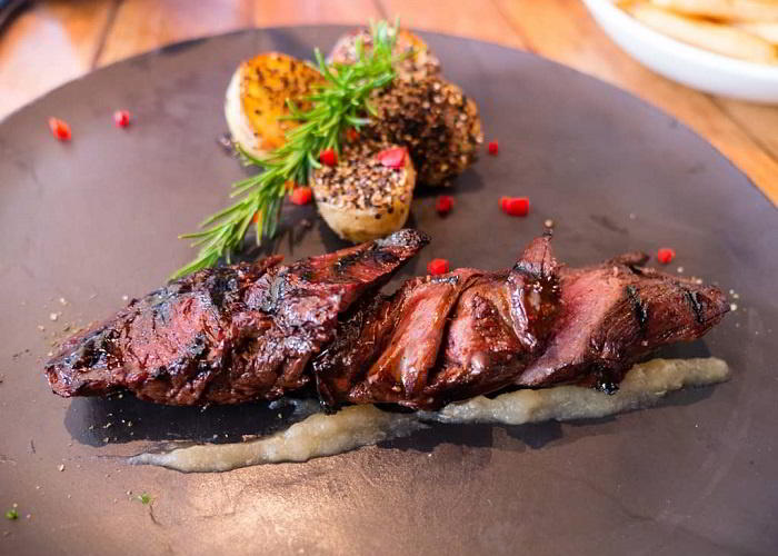 Khám phá thế giới ẩm thực đầy sắc màu ở xứ sở chuột túi