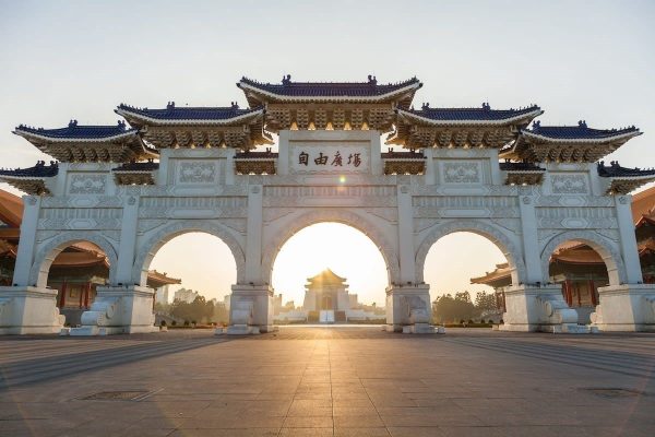 DU LỊCH ĐÀI LOAN - CHỢ ĐÊM TÂY MÔN ĐÌNH - ĐÀI TƯỞNG NIỆM TƯỞNG GIỚI THẠCH